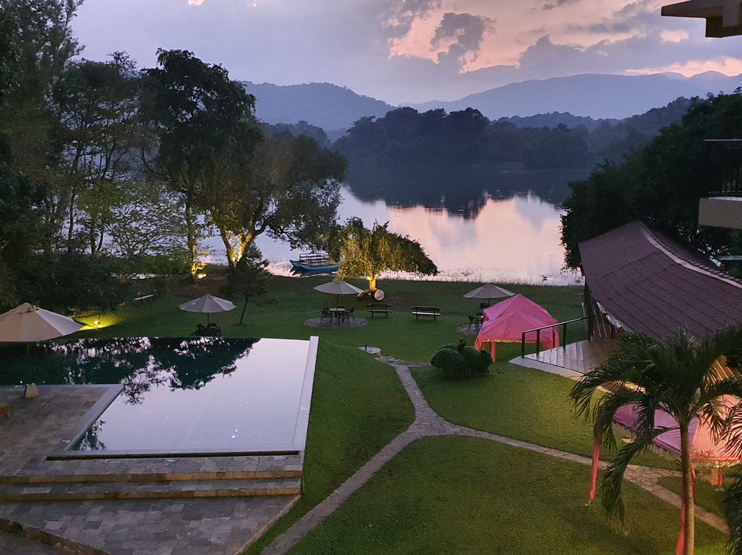 Mapakada Village主图