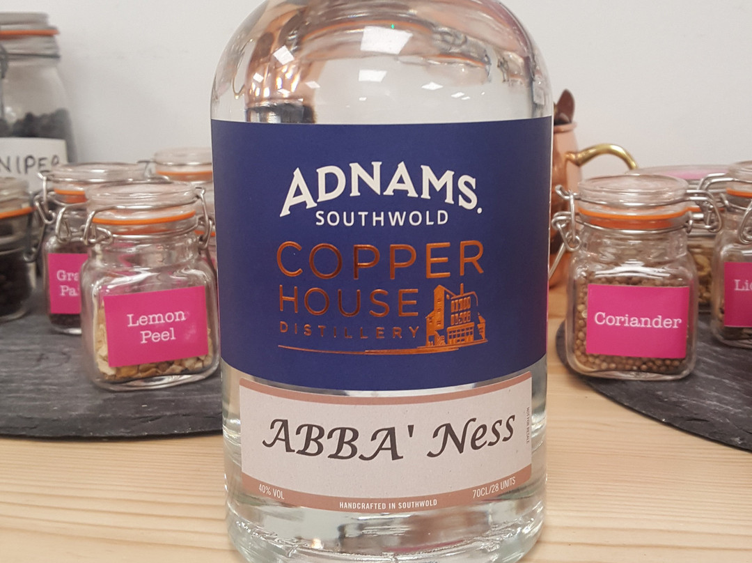 Adnams 'Make Your Own Gin' Experience - Bury St Edmunds景点图片