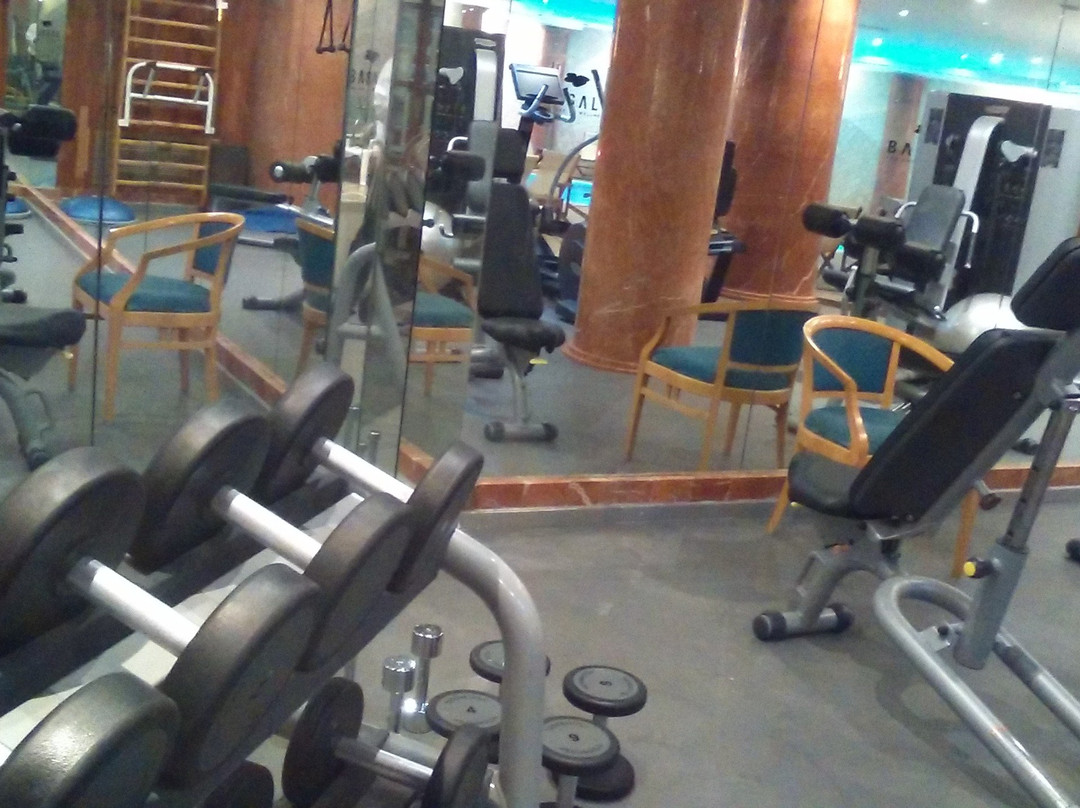 盖海滩酒店主图