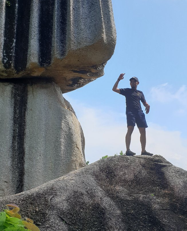 Batu Belimbing-邦加岛必去景点