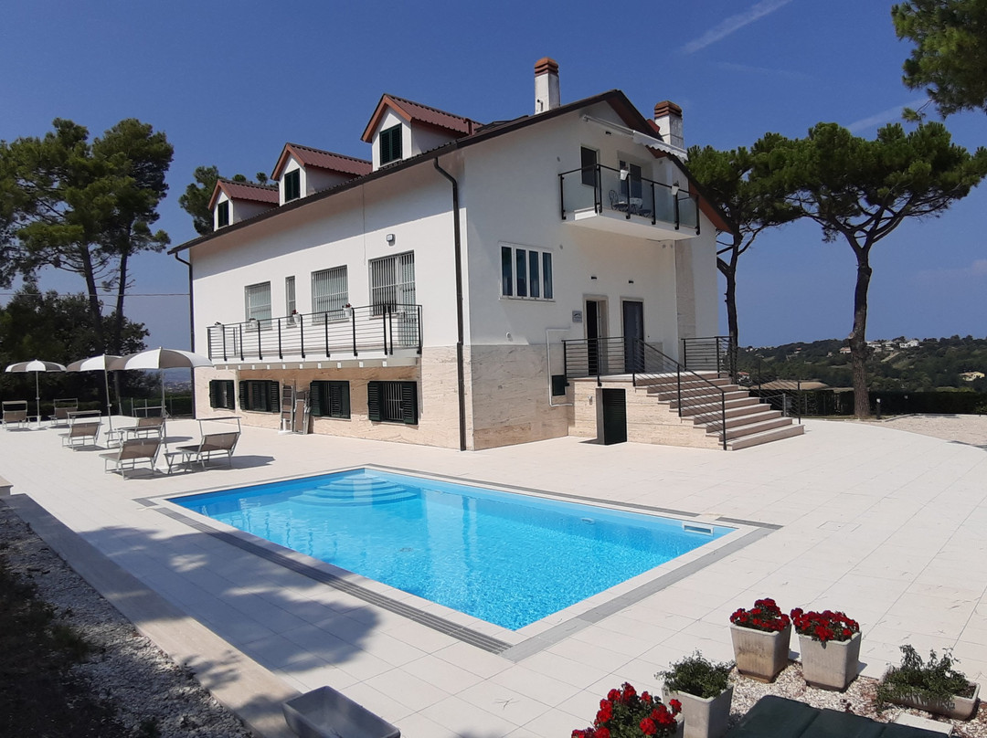 Villa De Ruschi Guest House主图