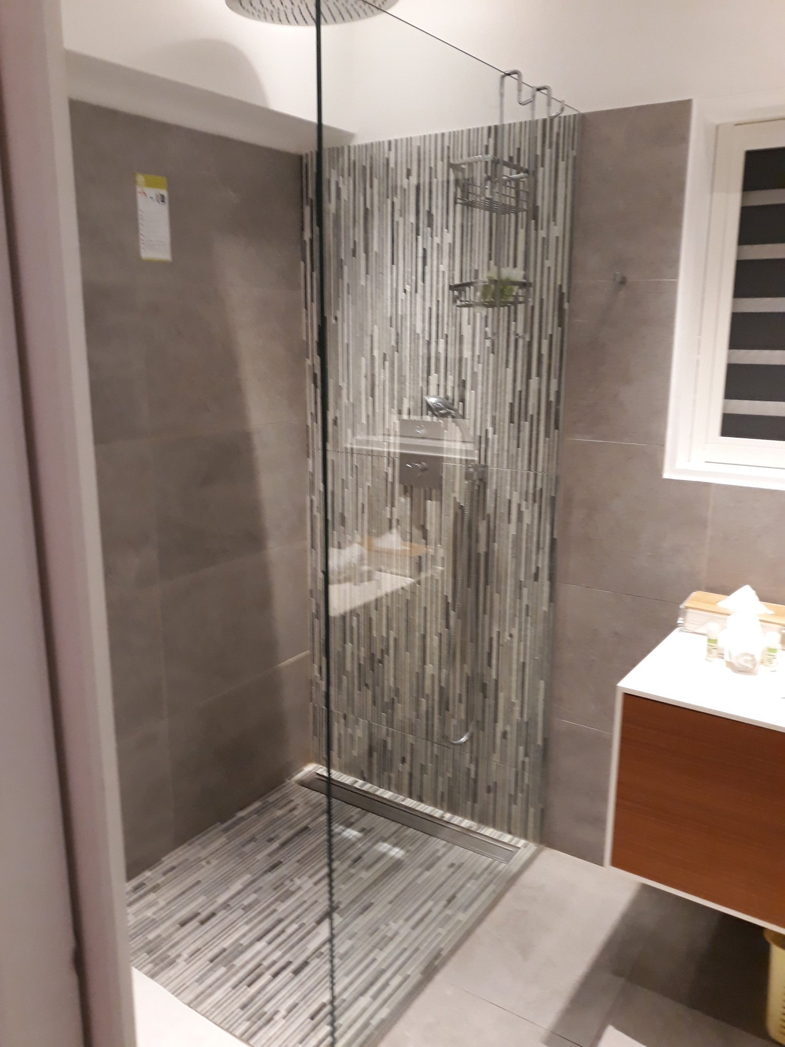 Hotel Baie des Anges & Suites-浴室