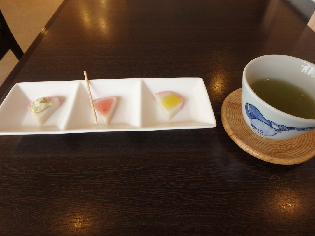 Suzuhiro Kamaboko, Odawara Ekimae-小田原市必去景点
