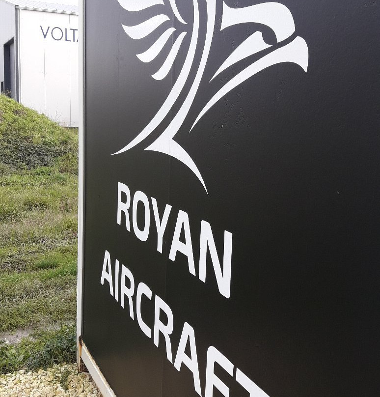 Royan Aircraft景点图片