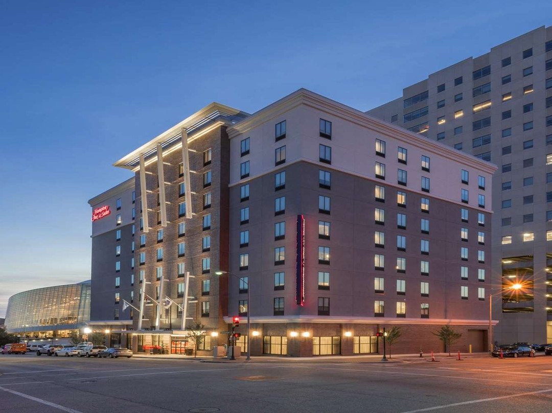 Hampton Inn & Suites Tulsa Downtown主图