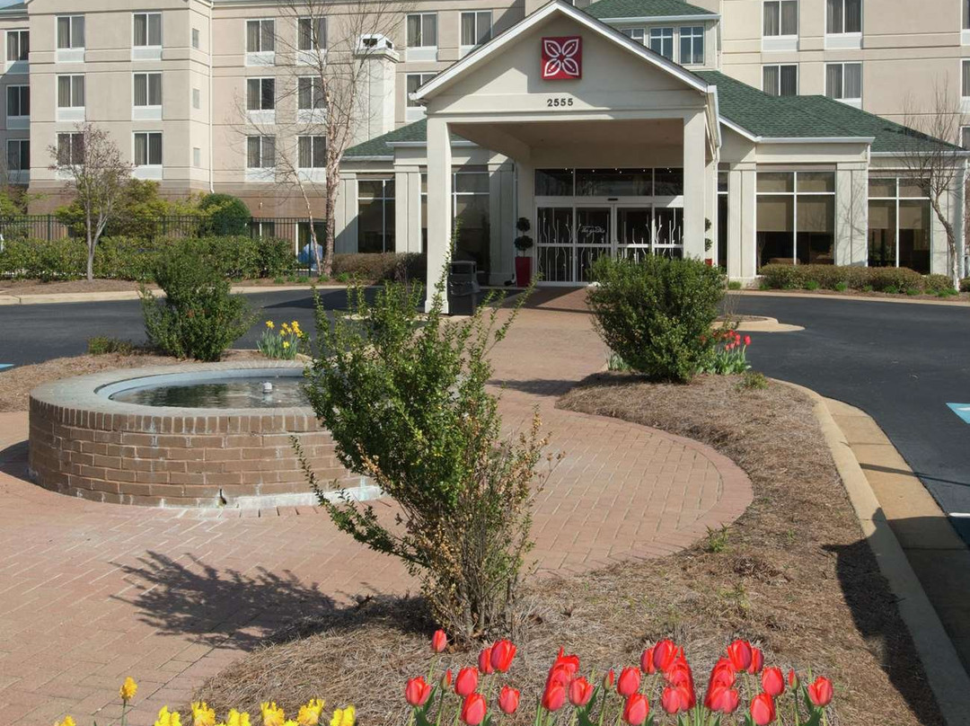 奥本/欧佩莱卡希尔顿花园旅馆主图