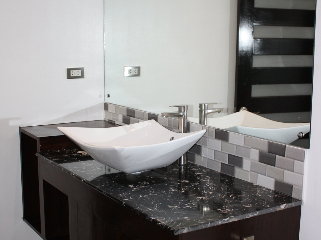 Hidden Jewel Resort主图