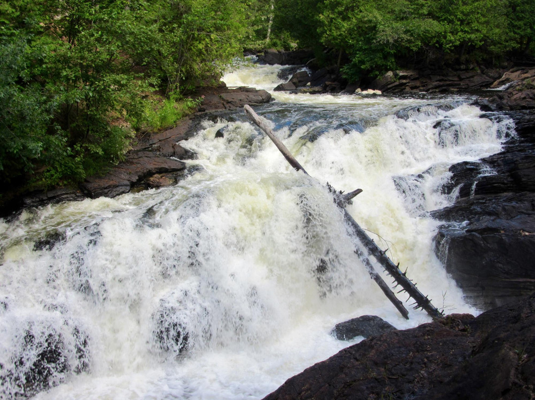 Egan Chutes Provincial Park景点图片