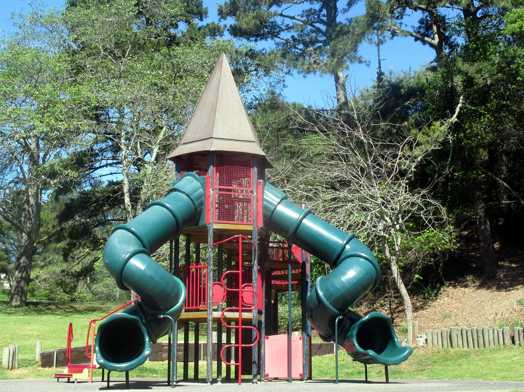 Kensington旅游景点-Arlington Park