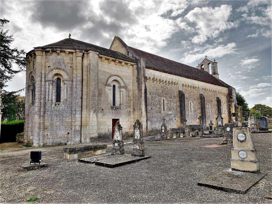Eglise Saint-Pierre景点图片