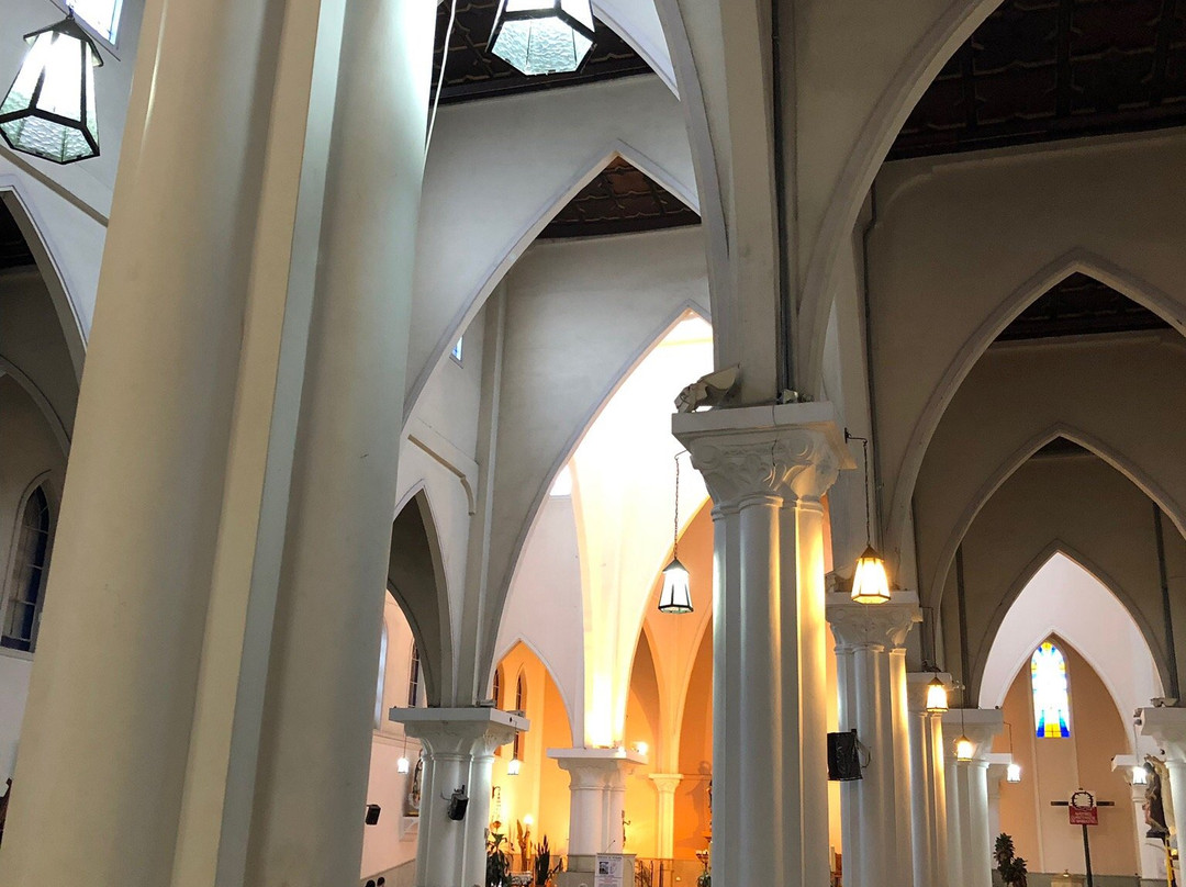 Iglesia El Claret-佩雷拉必去景点