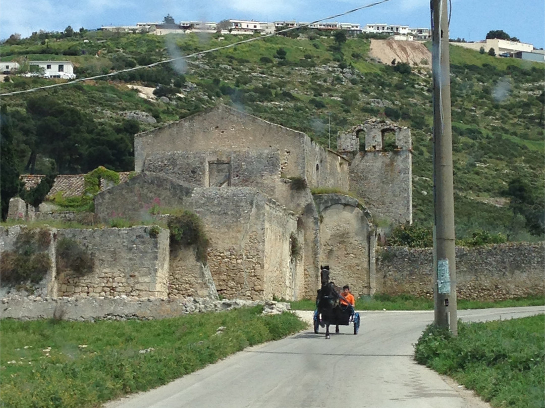 Abbazia di Santa Maria di Kàlena景点图片