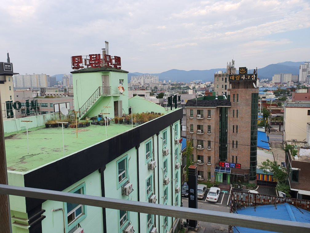 Business Hotel主图