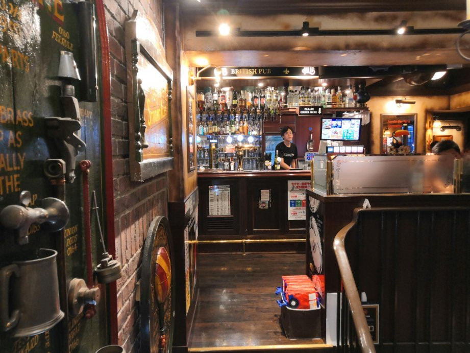 HUB 飯田橋東口店