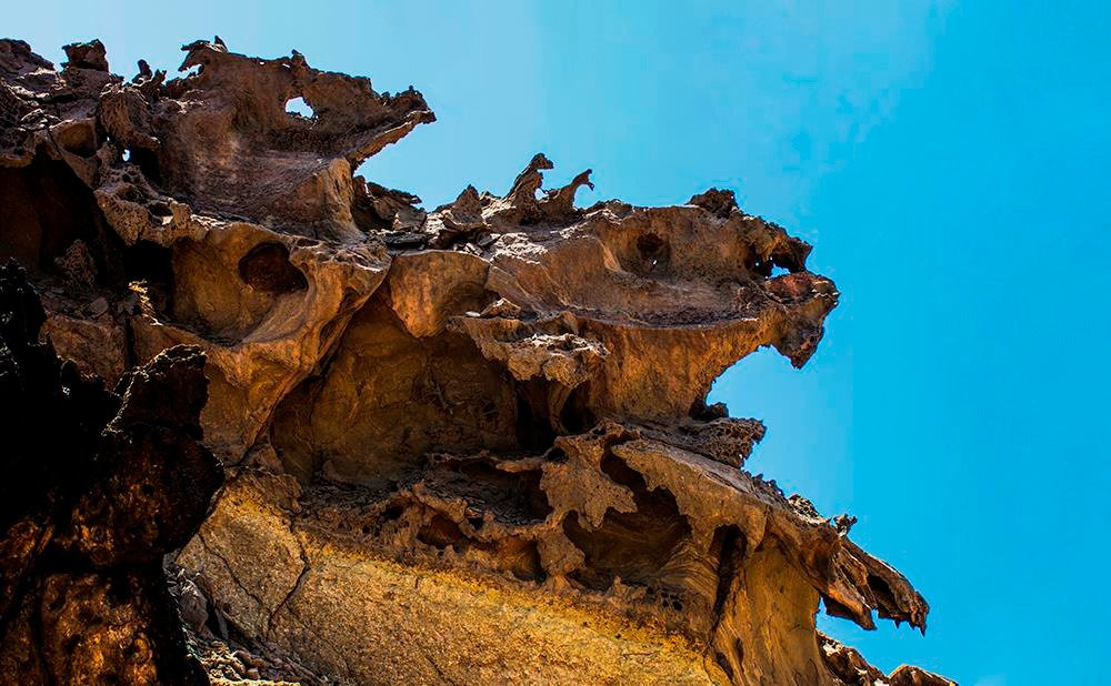 Hormuz Statues Valley and Coast景点图片