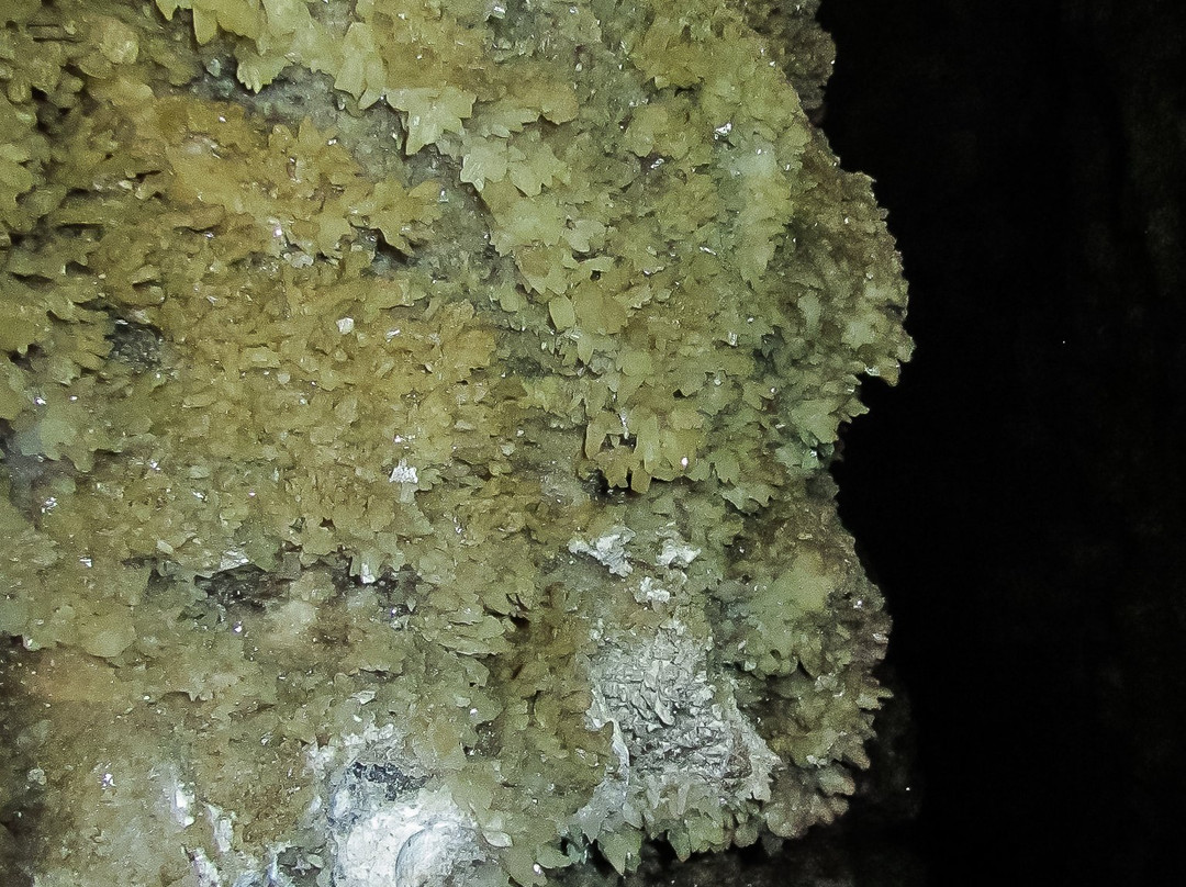 Crystal Cave at Kryvche-Kryvche必去景点
