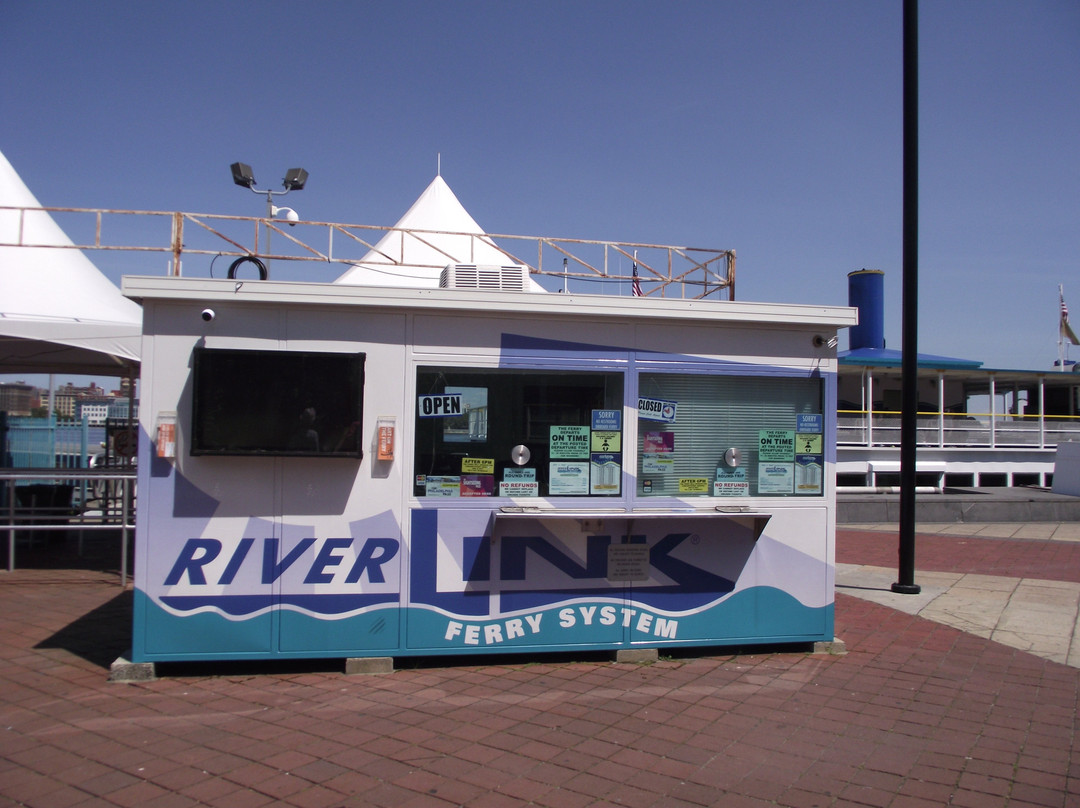 RiverLink Ferry景点图片
