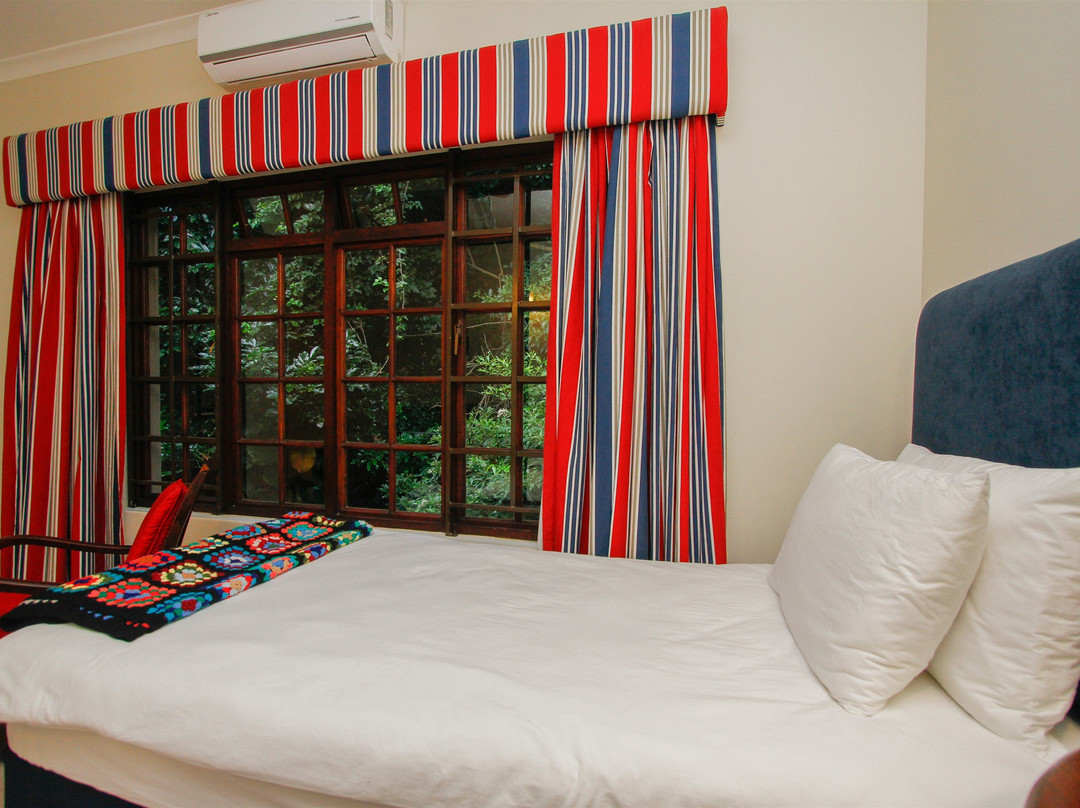 Salt Rock Manor Bed and Breakfast主图