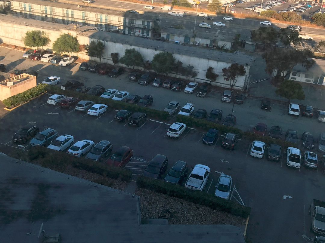 格鲁维诺机场贝斯特韦斯特优质酒店主图