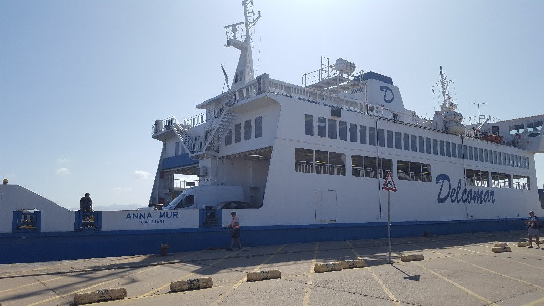 Delcomar-Carloforte必去景点