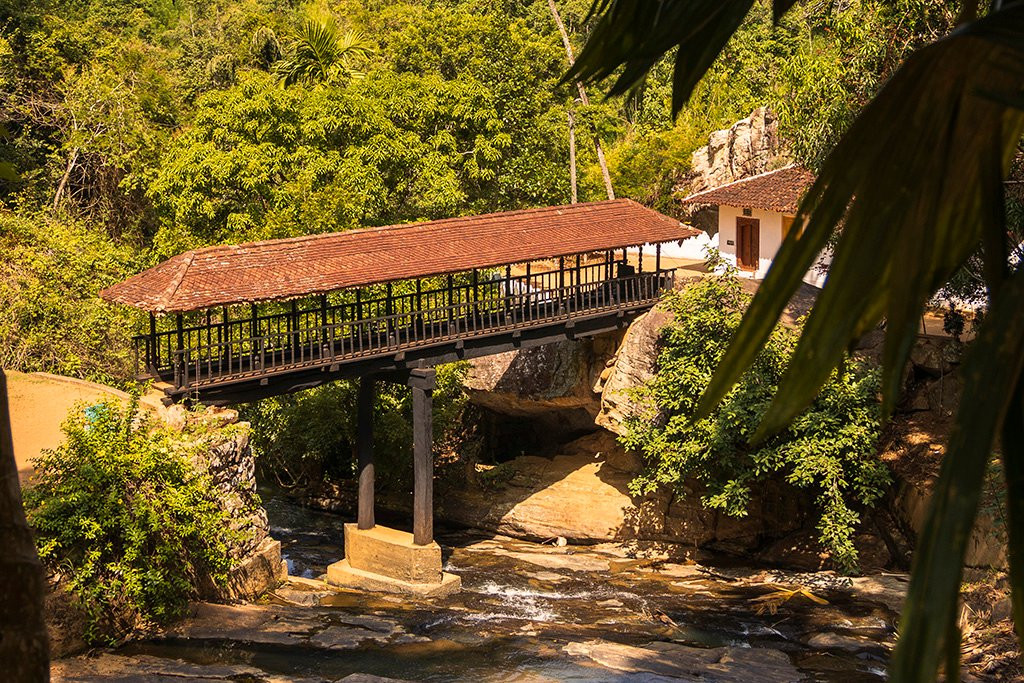 Bogoda Wooden Bridge景点图片