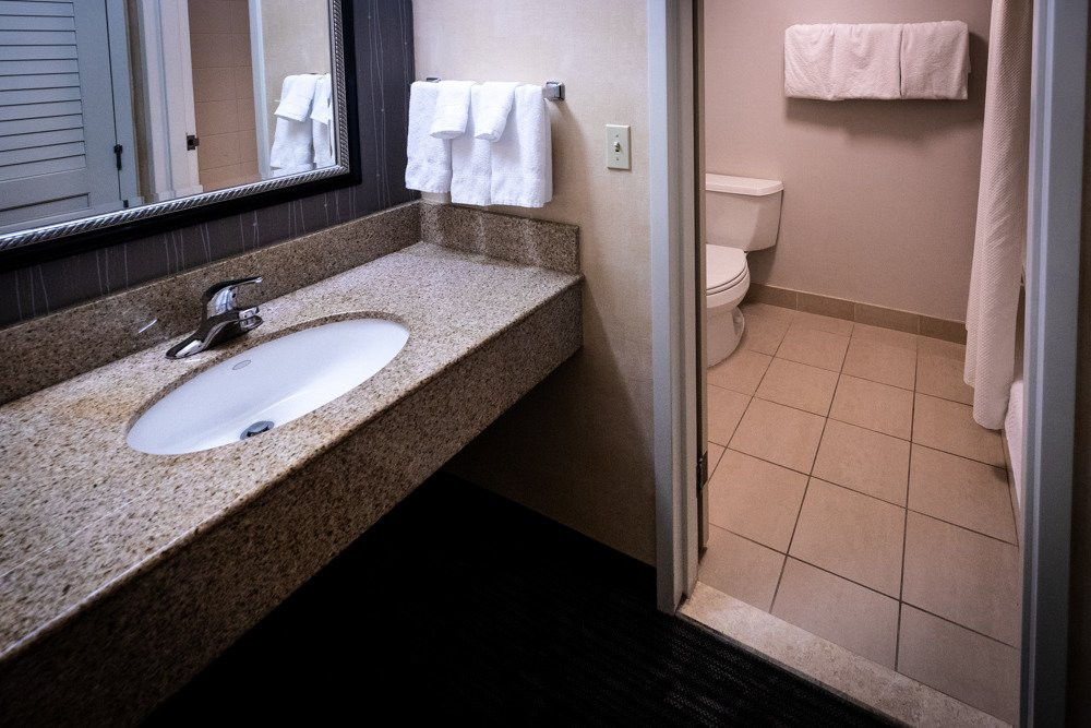 Courtyard by Marriott Detroit Dearborn主图