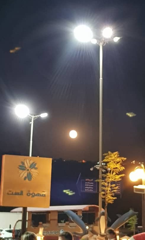 Holiday Beach Hotel主图