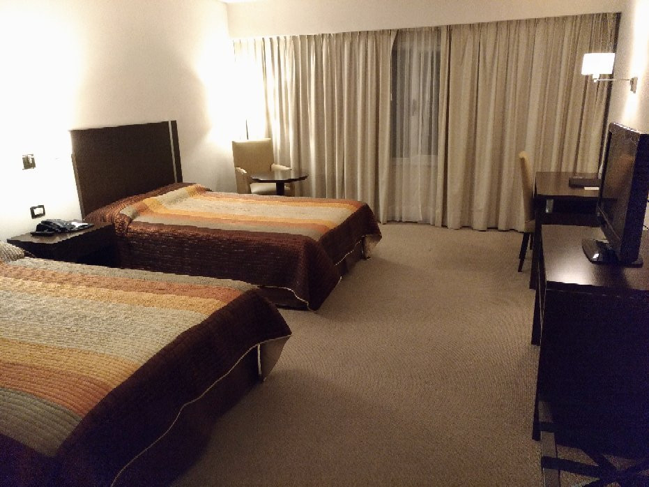 Hotel Land Plaza Bahia Blanca主图