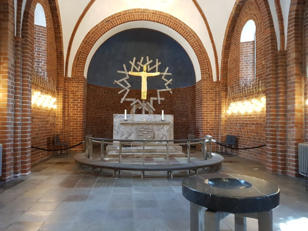 Vor Frelsers Kirke-霍尔森斯必去景点