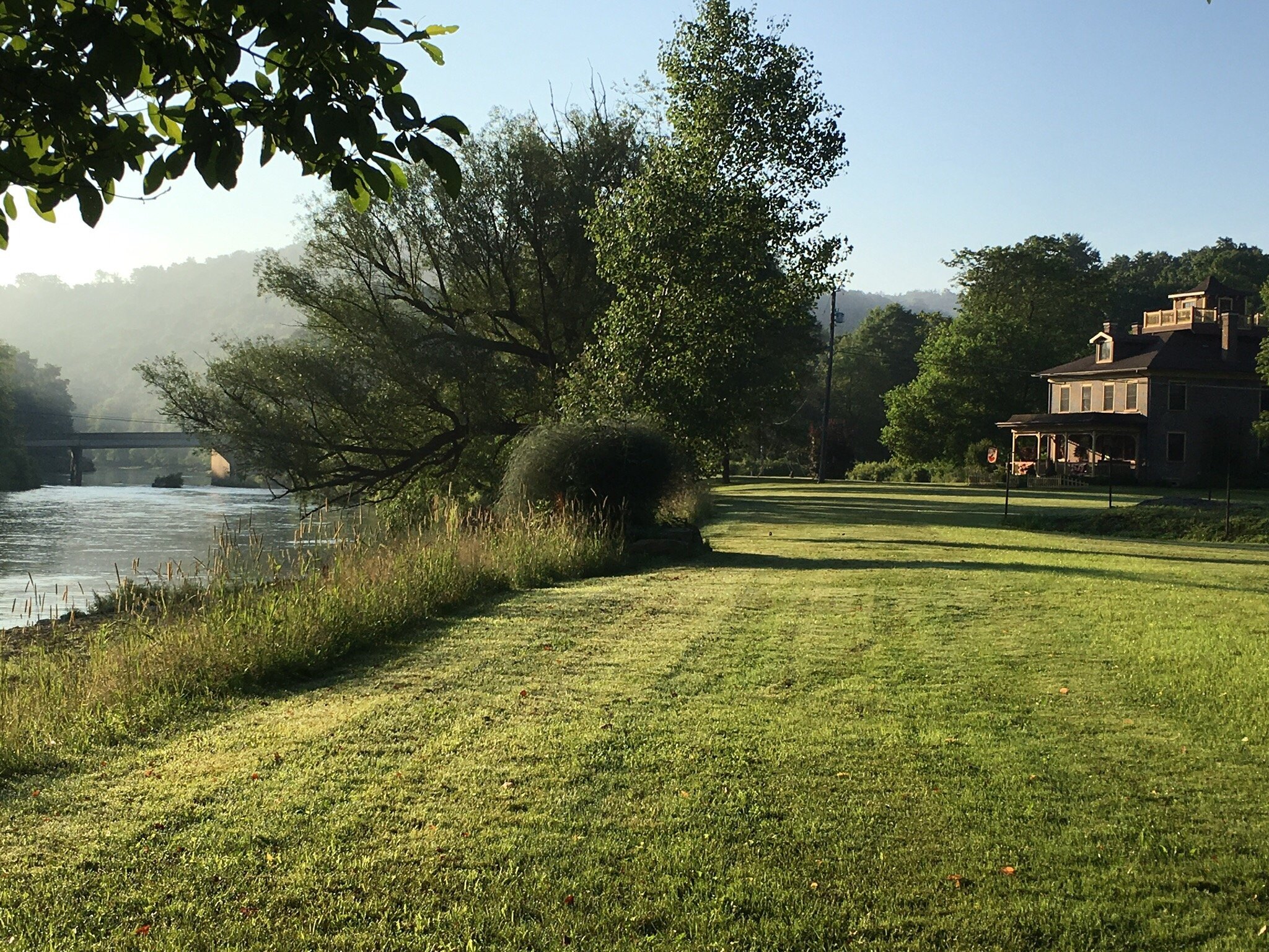 The Brick House Bed & Breakfast-官方