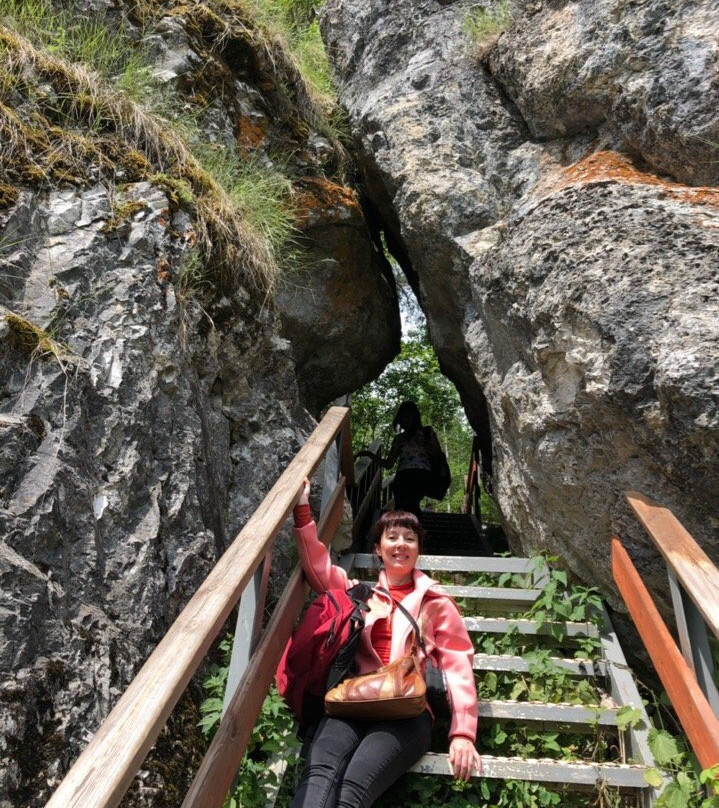 Kissing Cliffs-Bazhukovo必去景点