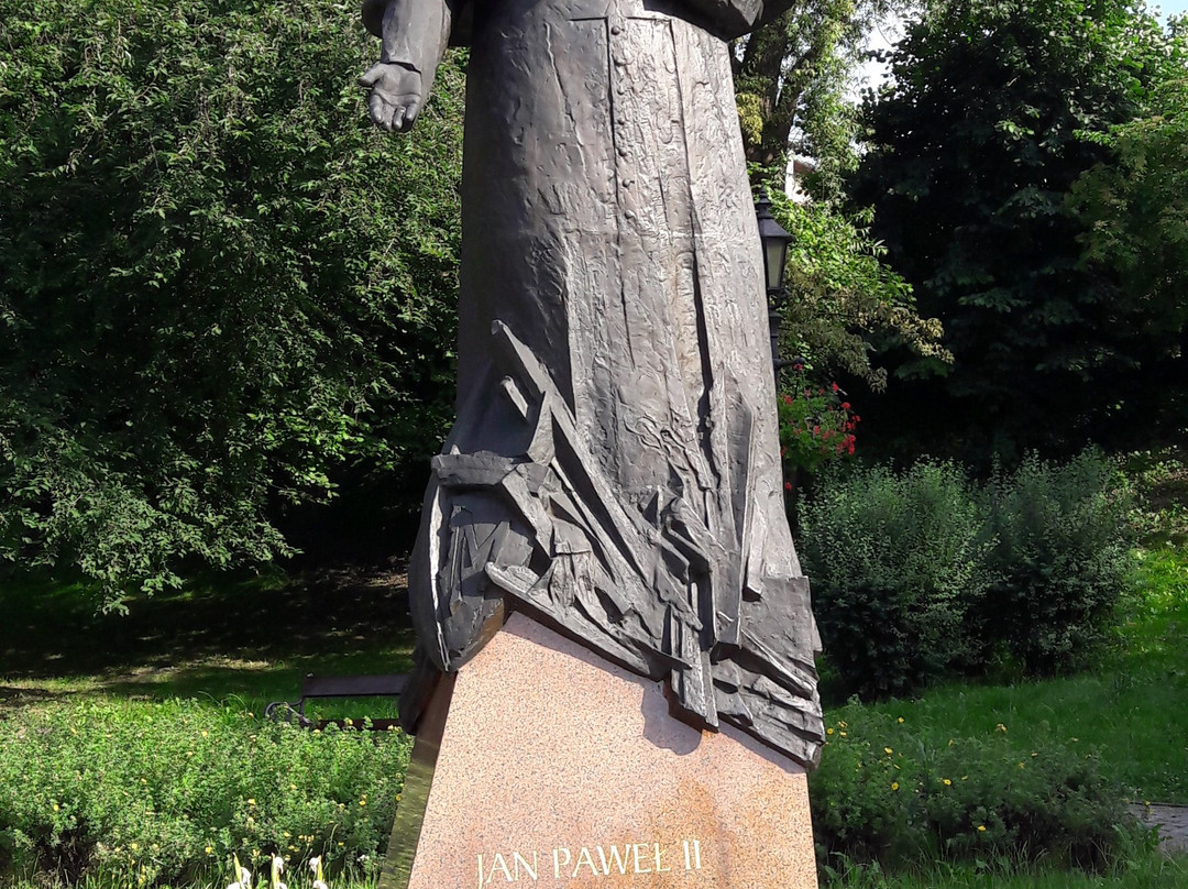 Statue of John Paul II景点图片
