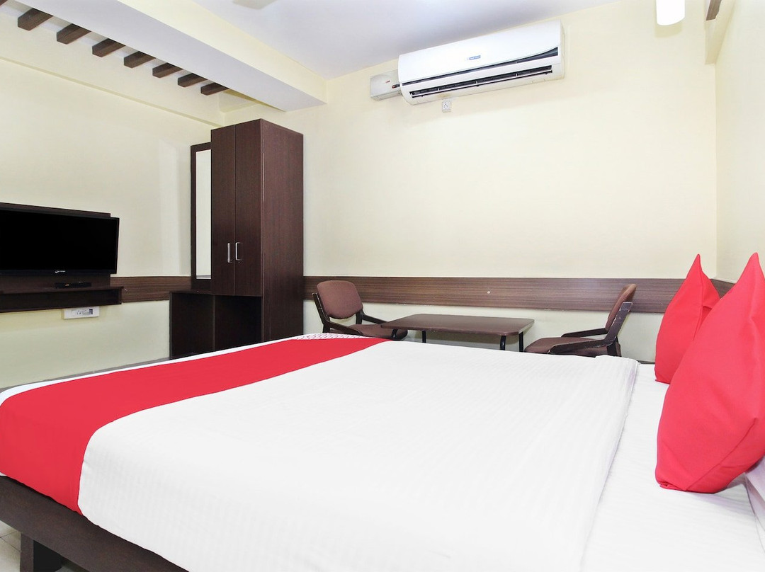 Hotel Megharaj主图