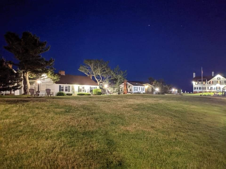 Lighthouse Inn主图