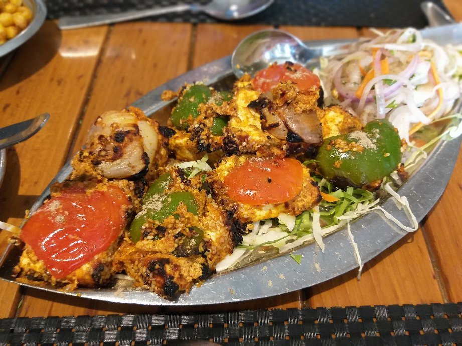 The Crescent Resort & Club主图