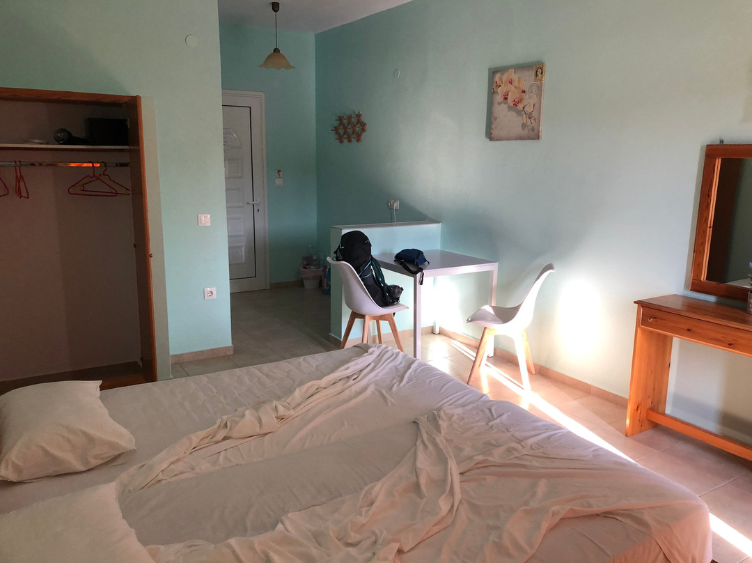 Alexandros Guest House主图