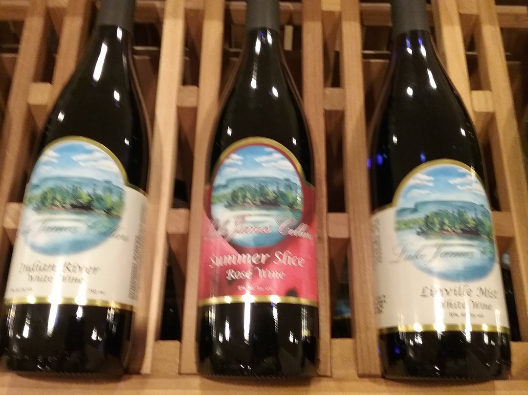 Lake James Cellars Winery景点图片