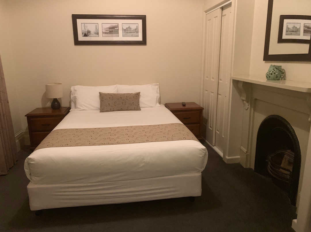 西摩利迪亚德酒店主图