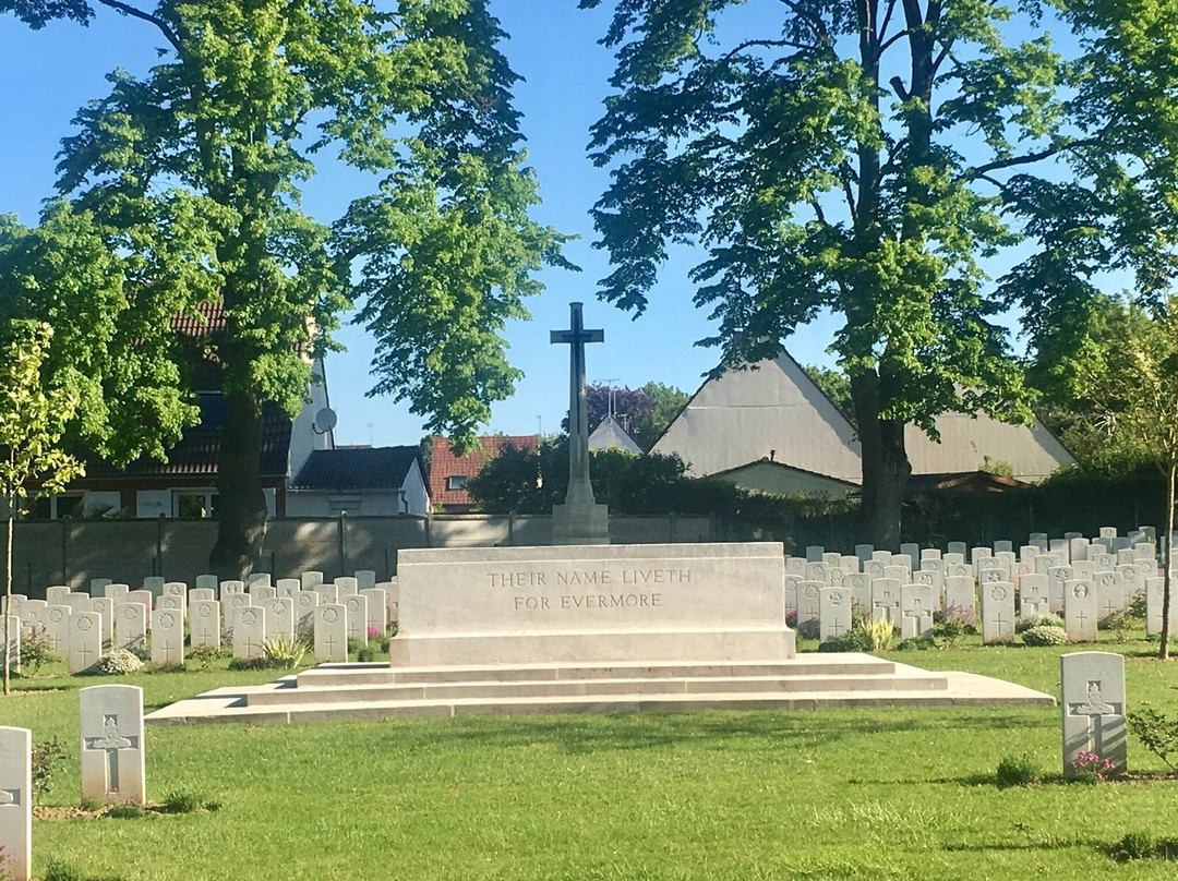 Cimetiere Saint-Pierre d'Amiens-亚眠必去景点