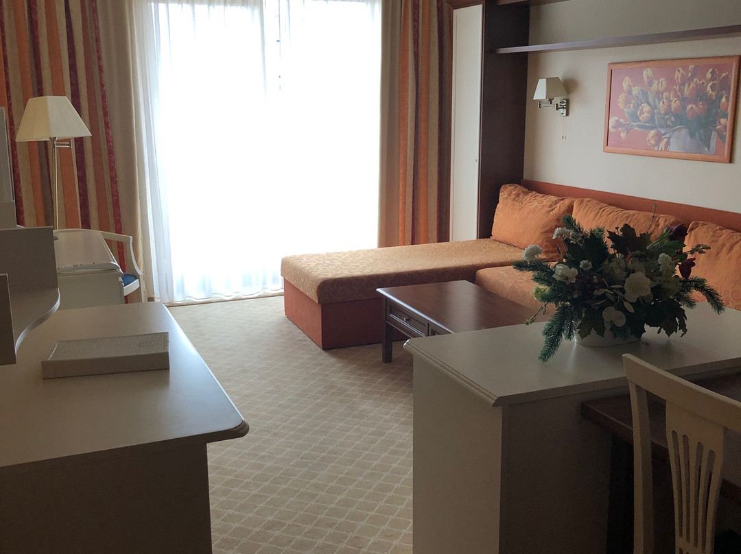 Residence Hotel主图