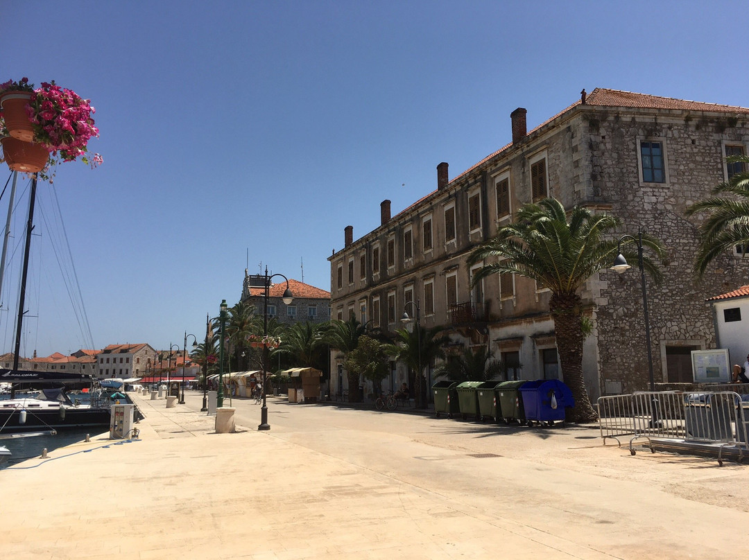 Stari Grad Plain景点图片