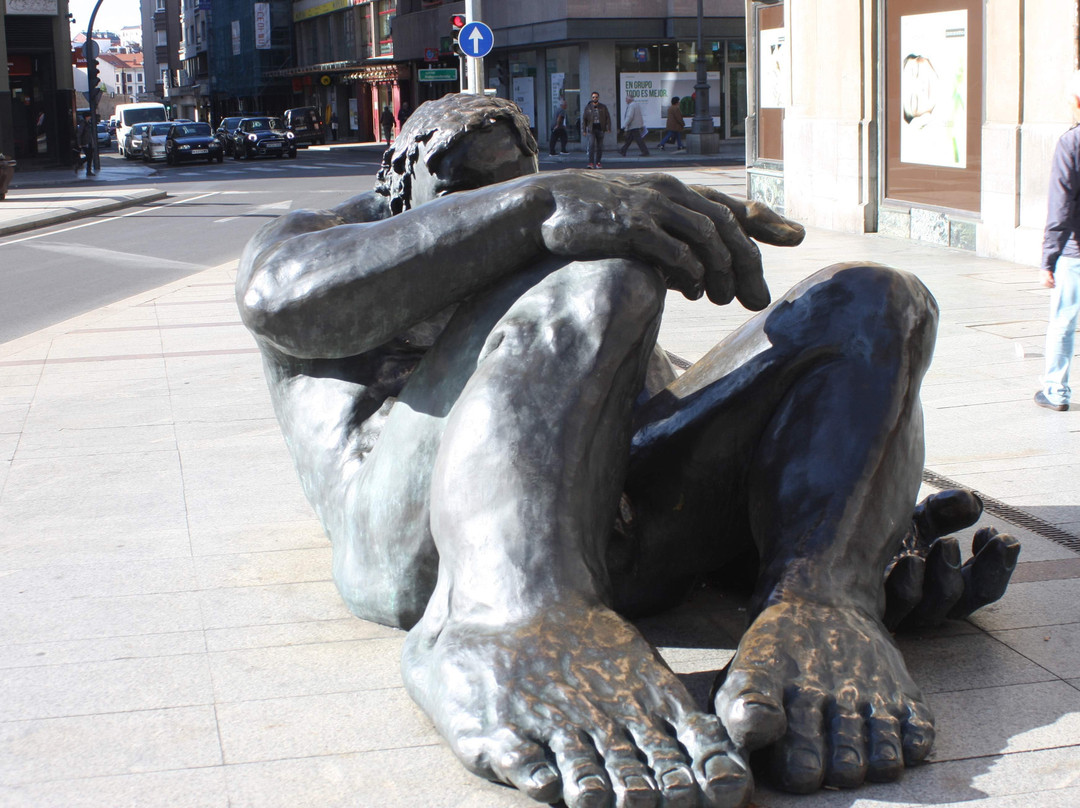 Estatua La Negrilla-莱昂必去景点