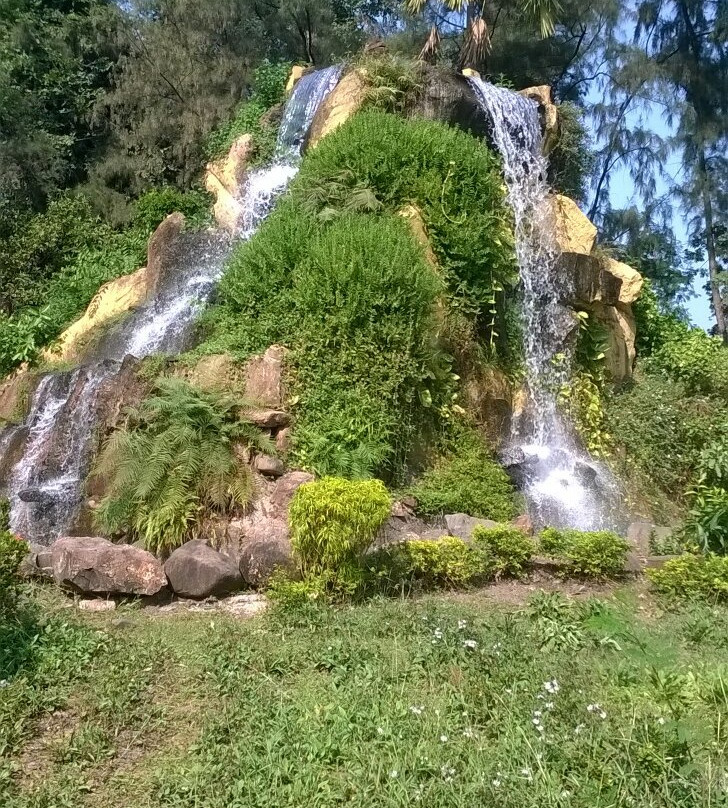 Hirwa Van Gardens-锡尔瓦萨必去景点