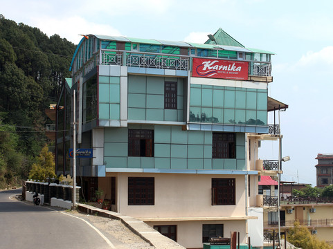 Tahu酒店住宿-Beyond Stay Karnika Resort