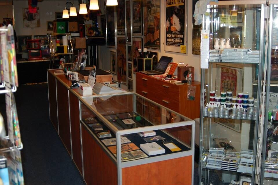 Dynamite Magic Shop景点图片