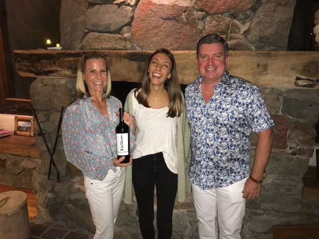 拉雷斯查克拉斯酒店主图