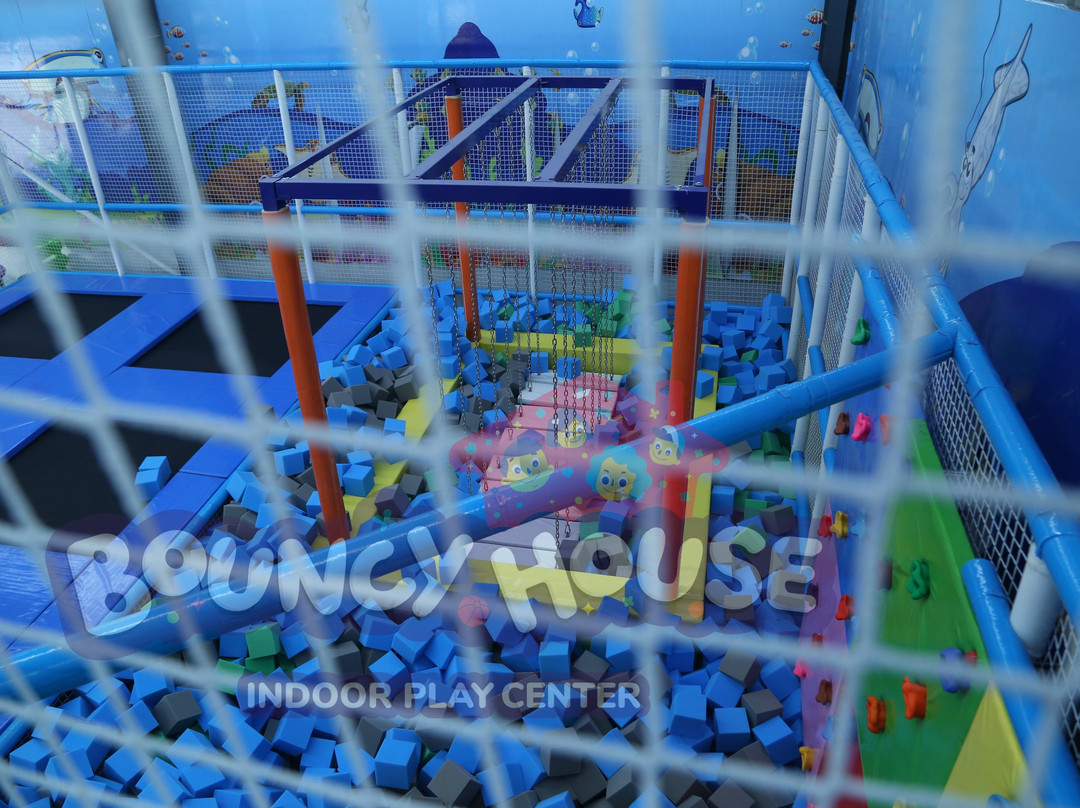 Bouncy House景点图片