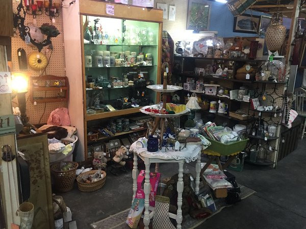 St. Joseph Auction and Antique Market-圣约瑟夫必去景点
