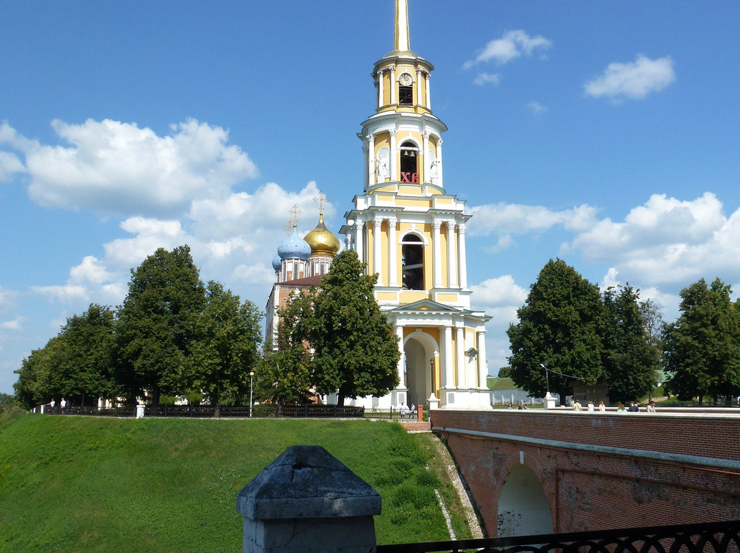 Glebovskiy Bridge景点图片