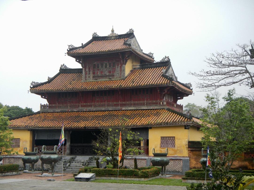 Nine Dynastic Urns-顺化必去景点